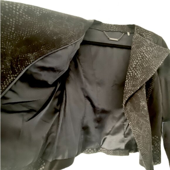Elie Tahari Python Pattern Vegan Suede Cropped Moto Jacket Women Sz M EUC - Picture 11 of 12
